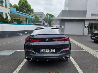 BMW X6 2025, 18000 км, за 113000000 KRW - фото 8