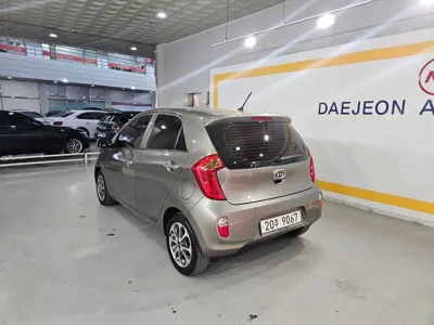 Kia Morning 2012, 163052 км, за 3000000 KRW