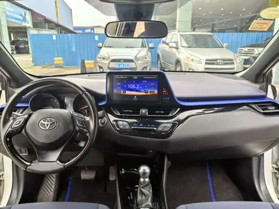 Toyota C-HR 2018, 80000 км, за 47800 CNY - фото 7