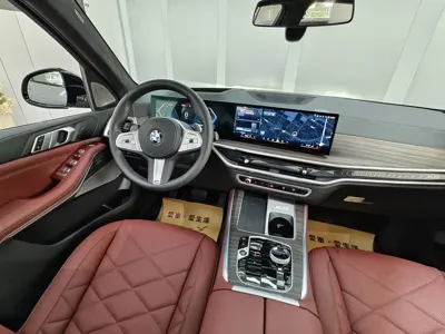 BMW X5 2024, 6000 км, за 578000 CNY - фото 9