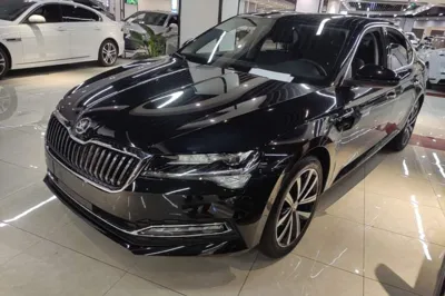 Skoda Superb · 2024 год