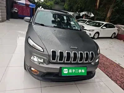 Jeep Cherokee (Import) 2015, 149400 км, за 30099 CNY