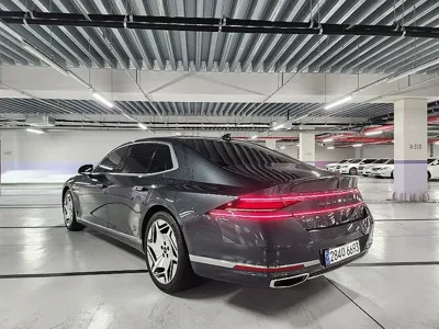 Genesis G90 2022, 79682 км, за 63200000 KRW