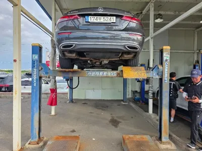 Mercedes-Benz E-Class 2021, 83654 км, за 33980000 KRW