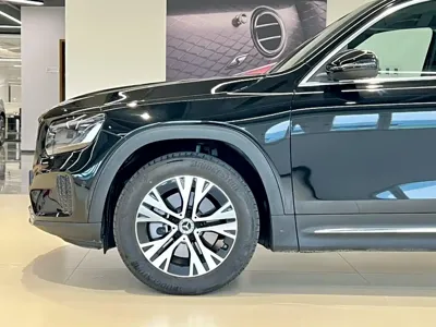 Mercedes-Benz GLB 2024, 15100 км, за 164700 CNY