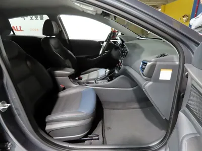 Hyundai Ioniq 2017, 77561 км, за 12000000 KRW - фото 8