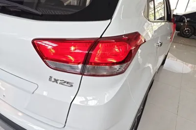 Hyundai ix25 2017, 78300 км, за 61861.52 CNY - фото 7