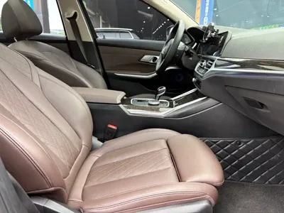 BMW 3 Series 2022, 75000 км, за 138800 CNY - фото 12