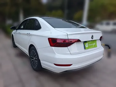 Volkswagen Sagitar · 2020 год