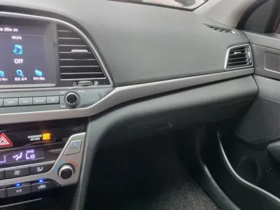 Hyundai Avante 2018, 134000 км, за 8990000 KRW - фото 19