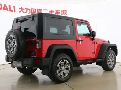 Jeep Wrangler 2016, 128000 км, за 139800 CNY - фото 11