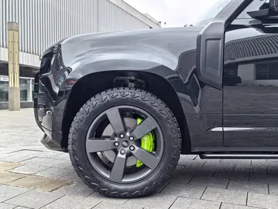 Land Rover Defender 2022, 85000 км, за 528000 CNY