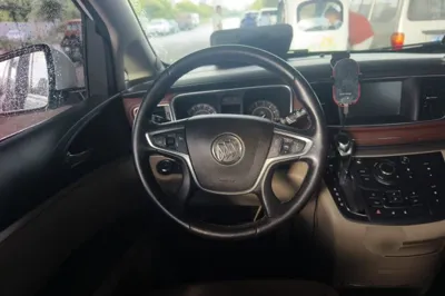 Buick GL8 2018, 55400 км, за 97843.17 CNY - фото 11