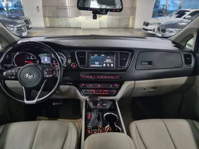 Kia Canival 2019, 154387 км, за 13900000 KRW - фото 7