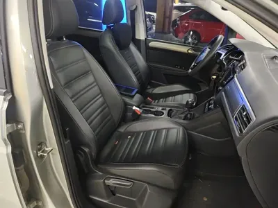 Volkswagen Touran 2019, 146800 км, за 53099 CNY - фото 25