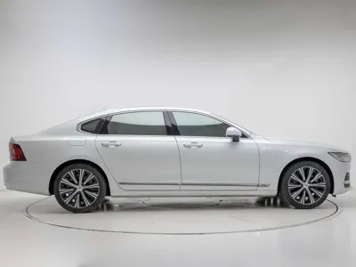 Volvo S90 2023, 44171 км, за 42000000 KRW