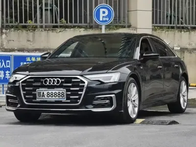 Audi A6L 2022, 91000 км, за 188000 CNY - фото 1