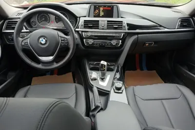 BMW 3 Series 2017, 98000 км, за 63289 CNY - фото 13