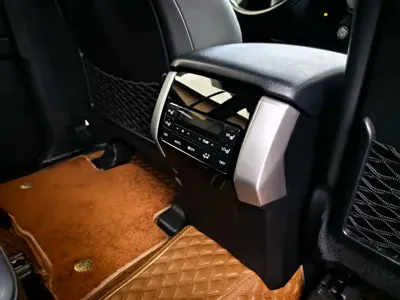 Toyota Prado 2020, 74000 км, за 345800 CNY - фото 16