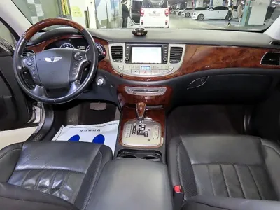 Hyundai Genesis 2010, 104557 км, за 3100000 KRW - фото 10