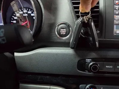 Kia Canival 2019, 41855 км, за 15990000 KRW - фото 12