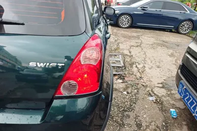 Suzuki Swift 2016, 64800 км, за 41275.89 CNY - фото 9