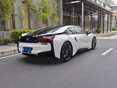 BMW i8 2017, 45000 км, за 458000 CNY