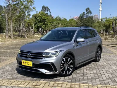 Volkswagen Tiguan L · 2021 год