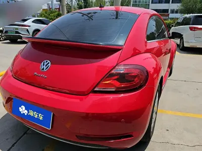 Volkswagen Beetle 2019, 46900 км, за 95800 CNY