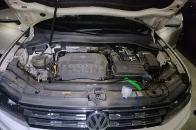 Volkswagen Tiguan L 2019, 65000 км, за 80767.54 CNY - фото 21