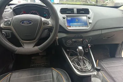 Ford Escort 2017, 68900 км, за 30253.91 CNY - фото 10