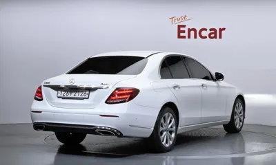 Mercedes-Benz E-Class 2018, 99566 км, за 22700000 KRW