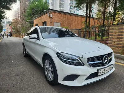 Mercedes-Benz C-Class 2020, 61224 км, за 21500000 KRW - фото 2