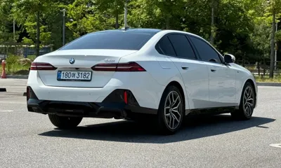 BMW 5-Series 2025, 15545 км, за 63900000 KRW