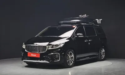 Kia Canival · 2019 год