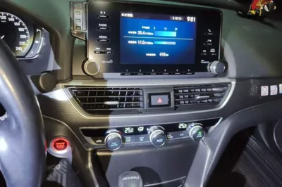 Honda Accord 2018, 52800 км, за 93546.86 CNY - фото 10