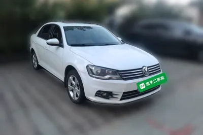 Volkswagen Bora 2014, 147800 км, за 24717.42 CNY