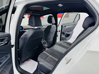 Volkswagen Golf 2022, 37000 км, за 126800 CNY - фото 6