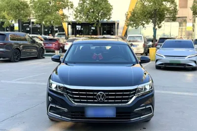 Volkswagen Passat 2020, 30800 км, за 87872 CNY - фото 12