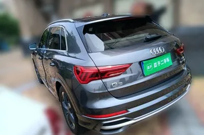 Audi Q3 2021, 61000 км, за 108733.52 CNY