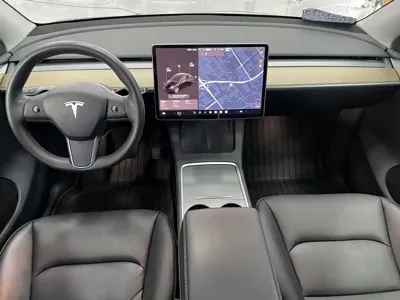 Tesla Model Y 2021, 104000 км, за 133800 CNY - фото 12