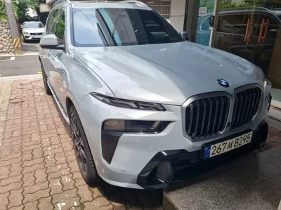 BMW X7 · 2024 год