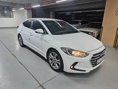 Hyundai Avante 2018, 77731 км, за 12690000 KRW