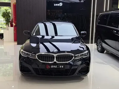 BMW 3 Series 2022, 29000 км, за 199800 CNY