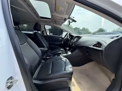 Chevrolet Cruze 2016, 29900 км, за 19800 CNY - фото 15