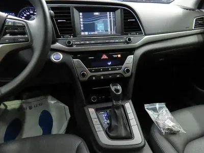 Hyundai Avante 2016, 119317 км, за 7800000 KRW - фото 10