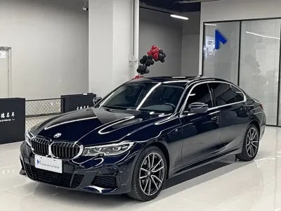 BMW 3 Series 2022, 23000 км, за 205000 CNY