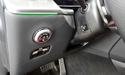 Mercedes-Benz GLC-Class 2025, 3935 км, за 101500000 KRW - фото 29
