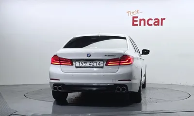 BMW 5-Series 2018, 127755 км, за 18500000 KRW