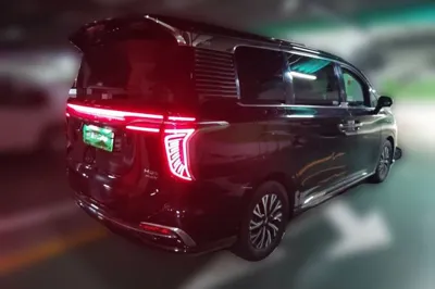 Hongqi HQ9 PHEV 2024, 56100 км, за 222921.13 CNY - фото 6